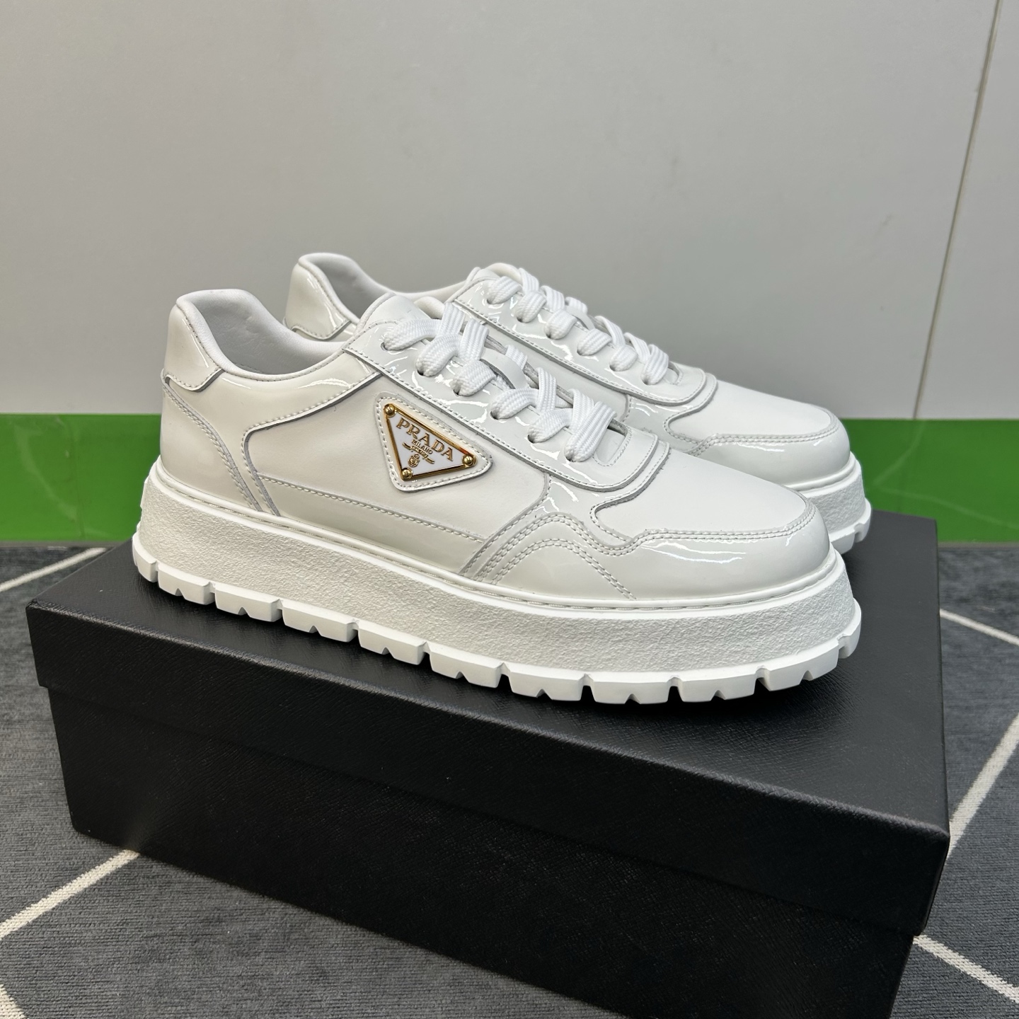⚠️【PR＊】⚠️高品级，顶尖工艺⚠️男士休闲款⚠️正码39一44(5－10）⚠️经典滑板鞋款！独特品牌