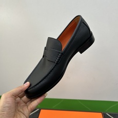 ⚠️【HMS*】⚠️高品质,顶尖工艺品⚠️男士时尚经典乐福鞋⚠️正码:39-44(6.5一9)⚠️超轻盈 ⚠️【HMS*】⚠️高品质,顶尖工艺品⚠️男士时尚经典乐福鞋⚠️正码:39-44(6.5一9)⚠️超轻盈