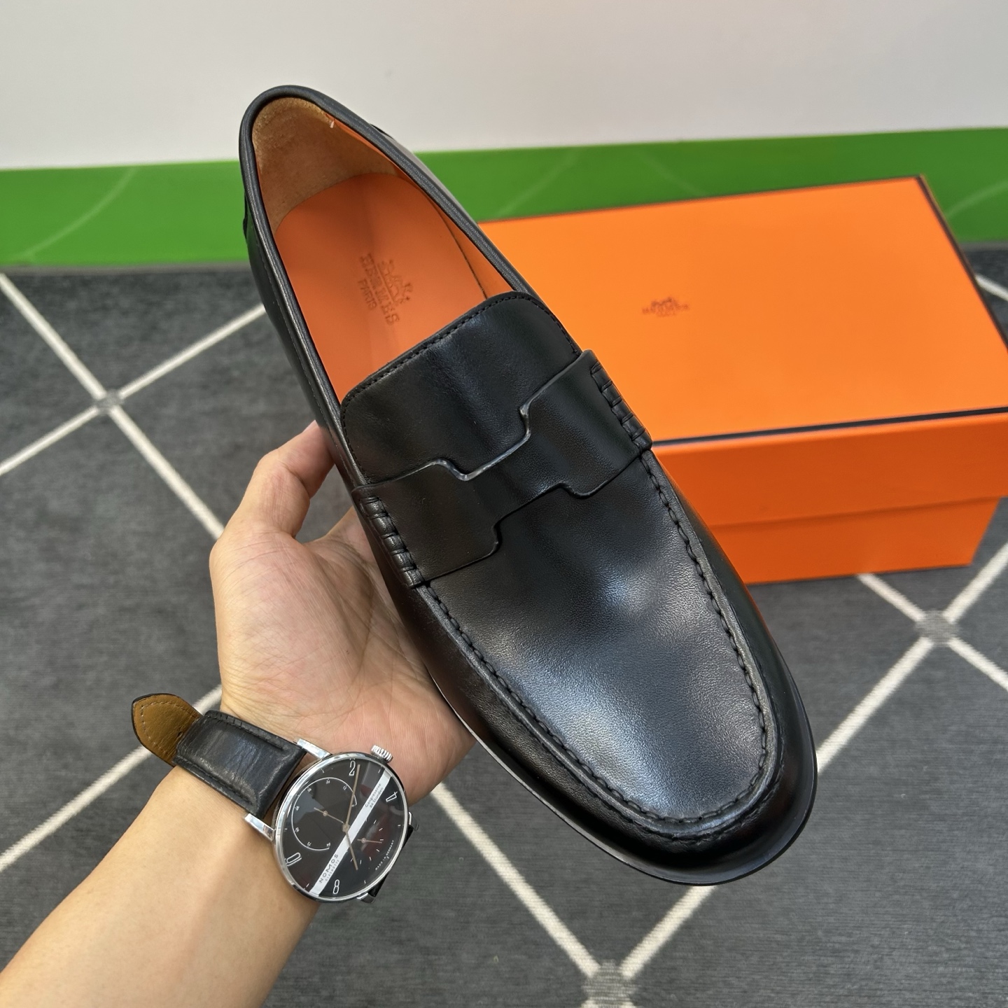 ⚠️【HMS＊】⚠️高品质，顶尖工艺品⚠️男士时尚经典乐福鞋⚠️正码：39－44(6.5一9）⚠️超轻盈