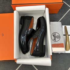 ⚠️【HMS*】⚠️高品质,顶尖工艺品⚠️男士时尚经典乐福鞋⚠️正码:39-44(6.5一9)⚠️超轻盈 ⚠️【HMS*】⚠️高品质,顶尖工艺品⚠️男士时尚经典乐福鞋⚠️正码:39-44(6.5一9)⚠️超轻盈