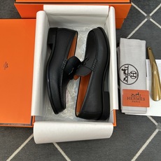 ⚠️【HMS*】⚠️高品质,顶尖工艺品⚠️男士时尚经典乐福鞋⚠️正码:39-44(6.5一9)⚠️超轻盈 ⚠️【HMS*】⚠️高品质,顶尖工艺品⚠️男士时尚经典乐福鞋⚠️正码:39-44(6.5一9)⚠️超轻盈