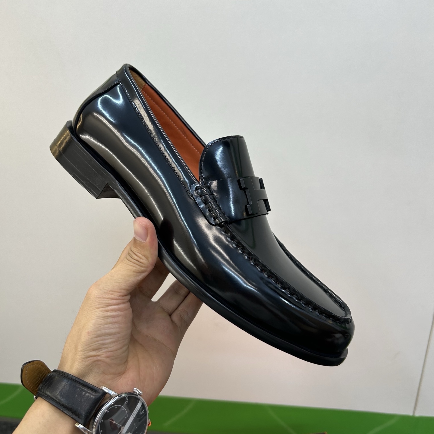 ⚠️【HMS＊】⚠️高品质，顶尖工艺品⚠️男士时尚经典乐福鞋⚠️正码：39－44(6.5一9）⚠️超轻盈