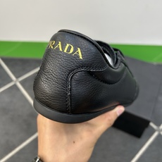 ⚠️【PR*D A】⚠️高品级,顶尖工艺⚠️男士休闲款⚠️正码39一44(5-10)⚠️经典轻便鞋款!独 ⚠️【PR*D A】⚠️高品级,顶尖工艺⚠️男士休闲款⚠️正码39一44(5-10)⚠️经典轻便鞋款!独