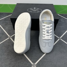⚠️【PR*D A】⚠️高品级,顶尖工艺⚠️男士休闲款⚠️正码39一44(5-10)⚠️经典轻便鞋款!独 ⚠️【PR*D A】⚠️高品级,顶尖工艺⚠️男士休闲款⚠️正码39一44(5-10)⚠️经典轻便鞋款!独