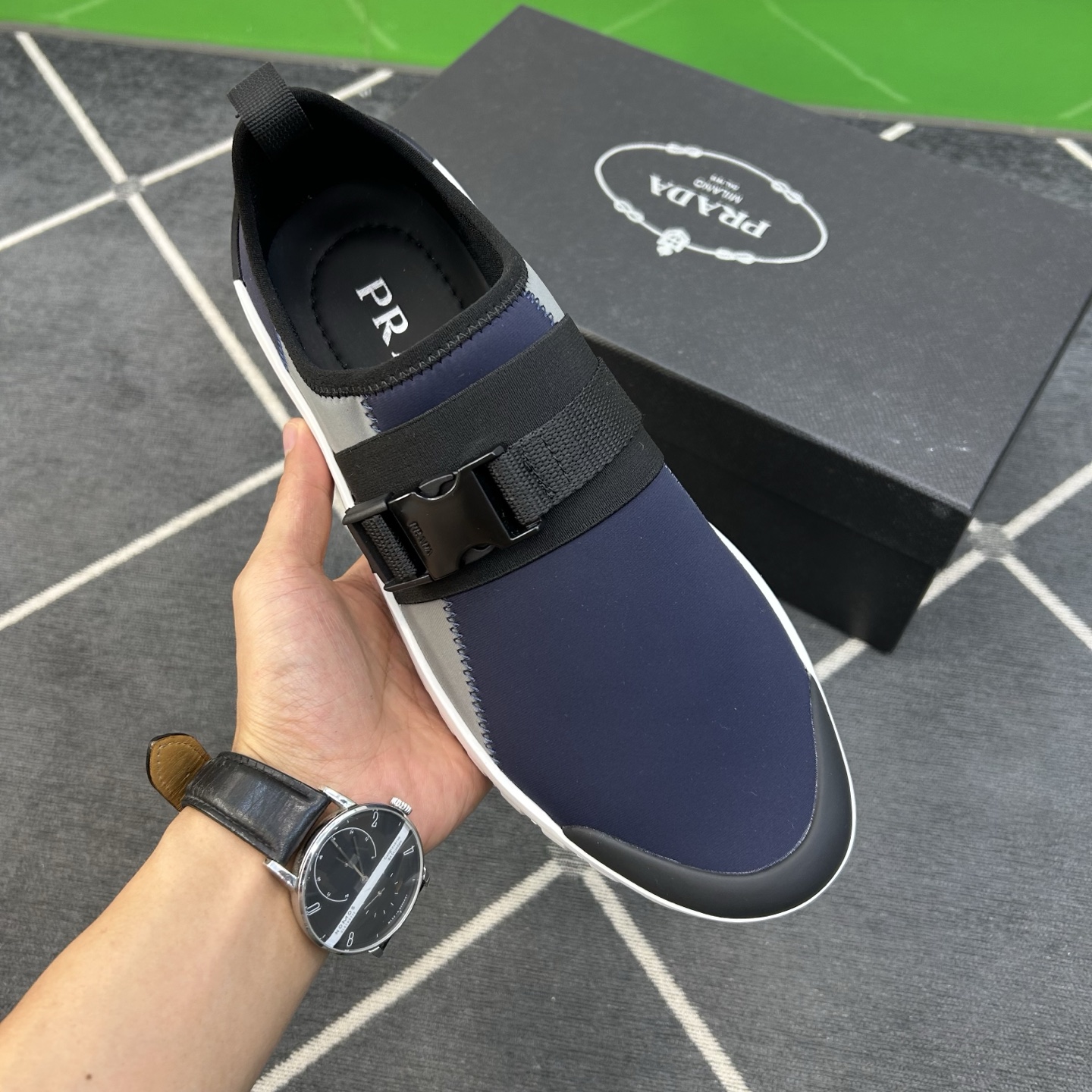 ⚠️【PR＊D A】⚠️高品级，顶尖工艺⚠️旅游鞋⚠️正码39一44(5－10）⚠️最新轻松驾驭的旅游鞋