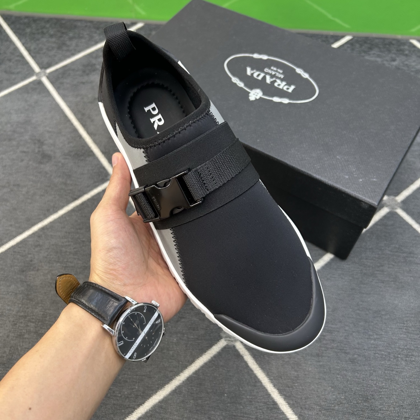 ⚠️【PR＊D A】⚠️高品级，顶尖工艺⚠️旅游鞋⚠️正码39一44(5－10）⚠️最新轻松驾驭的旅游鞋