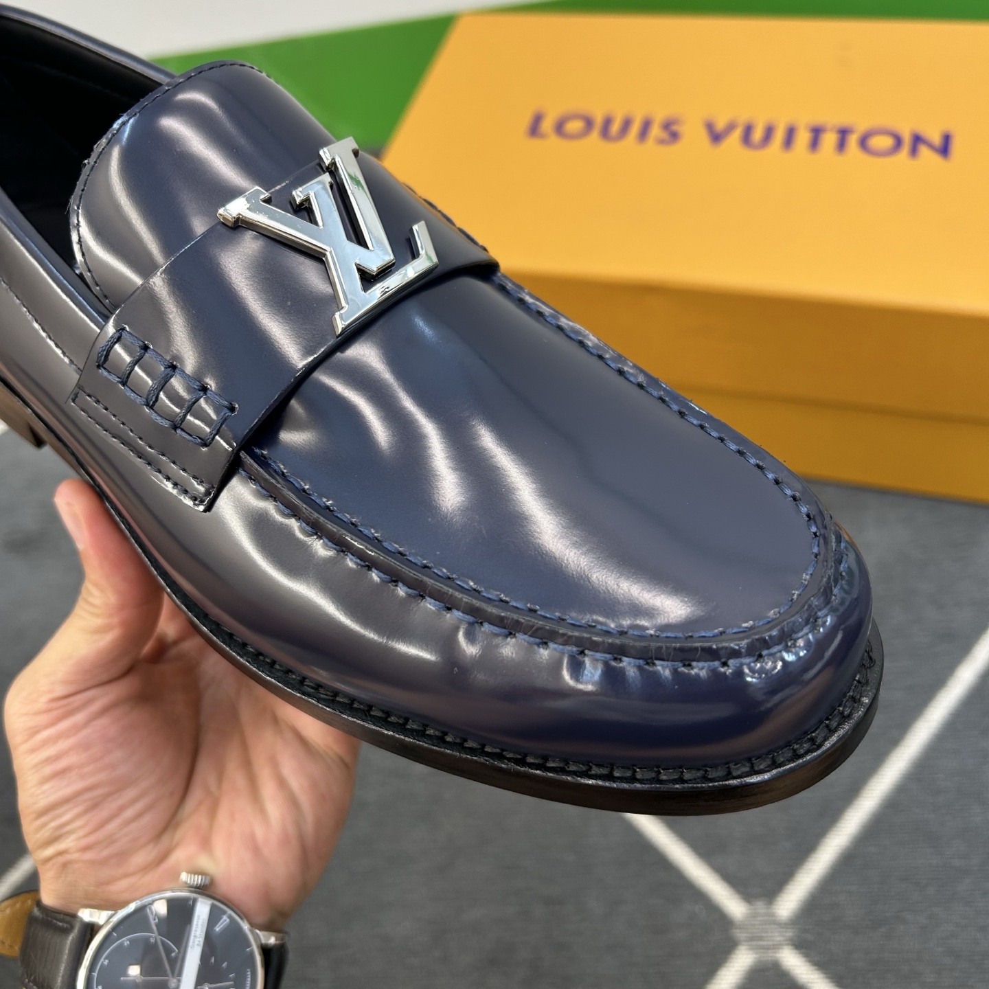 ⚠️【L*V】独家高品⚠️时尚正装皮底⚠️正码：39一44，(6.5一9)⚠️经典款小皮鞋型！🐂货！【重