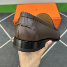 ⚠️【HMS*】皮底款⚠️高端定制工艺⚠️男士真皮底小皮鞋⚠️正码:39-44 ⚠️🐂货!顶级手工艺[强 ⚠️【HMS*】皮底款⚠️高端定制工艺⚠️男士真皮底小皮鞋⚠️正码:39-44 ⚠️🐂货!顶级手工艺[强