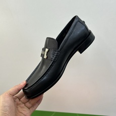 ⚠️【HMS*】皮底款⚠️高端定制工艺⚠️男士真皮底小皮鞋⚠️正码:39-44 ⚠️🐂货!顶级手工艺[强 ⚠️【HMS*】皮底款⚠️高端定制工艺⚠️男士真皮底小皮鞋⚠️正码:39-44 ⚠️🐂货!顶级手工艺[强