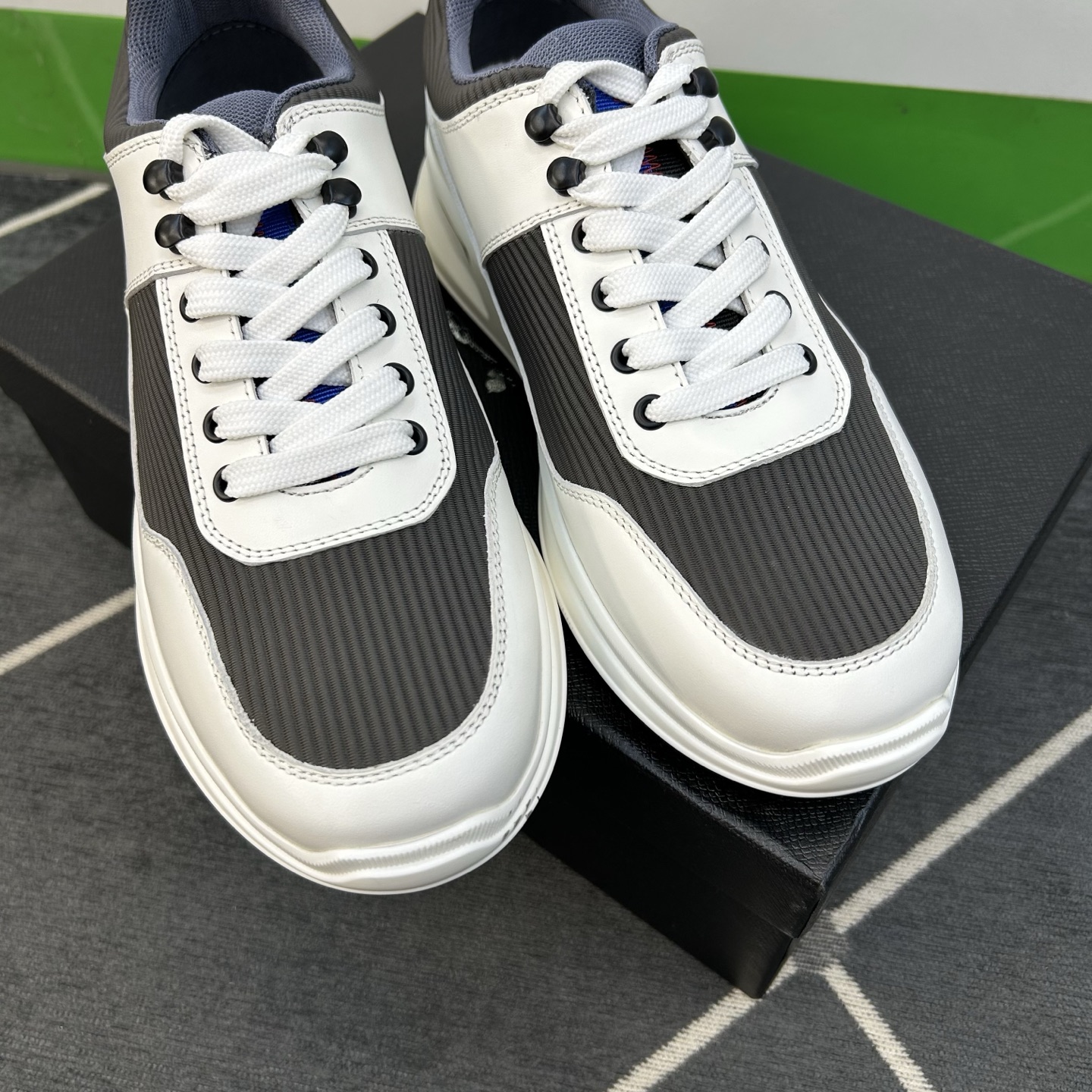 ⚠️【PR*】⚠️高品级,顶尖工艺⚠️男士休闲款⚠️正码39一44(5-10)⚠️经典滑板鞋款!独特品牌 ⚠️【PR*】⚠️高品级,顶尖工艺⚠️男士休闲款⚠️正码39一44(5-10)⚠️经典滑板鞋款!独特品牌