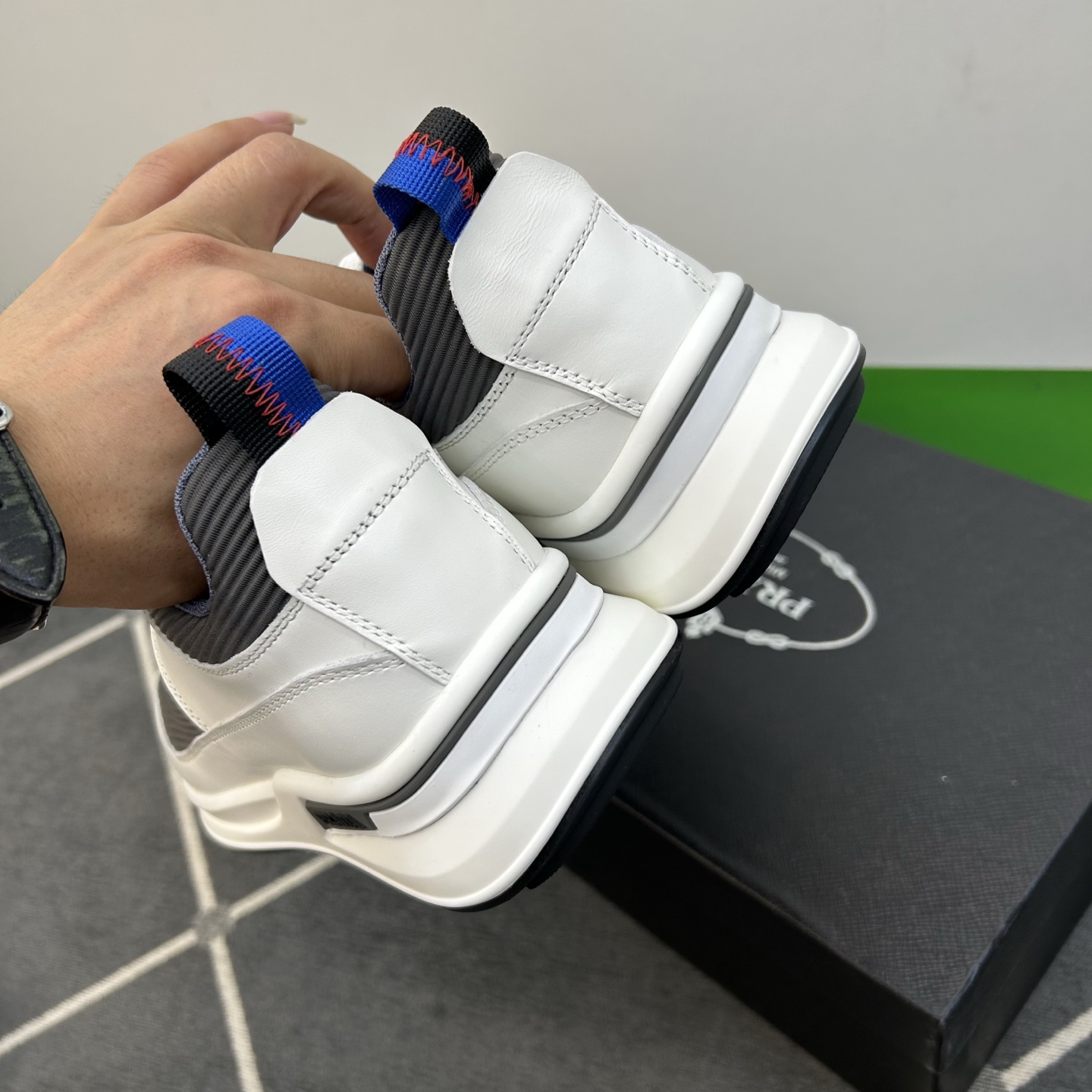 ⚠️【PR*】⚠️高品级,顶尖工艺⚠️男士休闲款⚠️正码39一44(5-10)⚠️经典滑板鞋款!独特品牌 ⚠️【PR*】⚠️高品级,顶尖工艺⚠️男士休闲款⚠️正码39一44(5-10)⚠️经典滑板鞋款!独特品牌