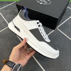 ⚠️【PR*】⚠️高品级,顶尖工艺⚠️男士休闲款⚠️正码39一44(5-10)⚠️经典滑板鞋款!独特品牌 ⚠️【PR*】⚠️高品级,顶尖工艺⚠️男士休闲款⚠️正码39一44(5-10)⚠️经典滑板鞋款!独特品牌