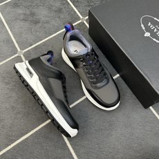 ⚠️【PR*】⚠️高品级,顶尖工艺⚠️男士休闲款⚠️正码39一44(5-10)⚠️经典滑板鞋款!独特品牌 ⚠️【PR*】⚠️高品级,顶尖工艺⚠️男士休闲款⚠️正码39一44(5-10)⚠️经典滑板鞋款!独特品牌