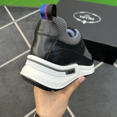 ⚠️【PR*】⚠️高品级,顶尖工艺⚠️男士休闲款⚠️正码39一44(5-10)⚠️经典滑板鞋款!独特品牌 ⚠️【PR*】⚠️高品级,顶尖工艺⚠️男士休闲款⚠️正码39一44(5-10)⚠️经典滑板鞋款!独特品牌