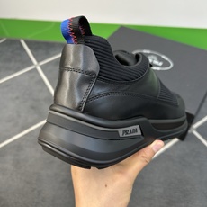 ⚠️【PR*】⚠️高品级,顶尖工艺⚠️男士休闲款⚠️正码39一44(5-10)⚠️经典滑板鞋款!独特品牌 ⚠️【PR*】⚠️高品级,顶尖工艺⚠️男士休闲款⚠️正码39一44(5-10)⚠️经典滑板鞋款!独特品牌