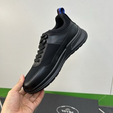 ⚠️【PR*】⚠️高品级,顶尖工艺⚠️男士休闲款⚠️正码39一44(5-10)⚠️经典滑板鞋款!独特品牌 ⚠️【PR*】⚠️高品级,顶尖工艺⚠️男士休闲款⚠️正码39一44(5-10)⚠️经典滑板鞋款!独特品牌