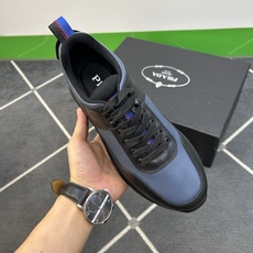 ⚠️【PR*】⚠️高品级,顶尖工艺⚠️男士休闲款⚠️正码39一44(5-10)⚠️经典滑板鞋款!独特品牌 ⚠️【PR*】⚠️高品级,顶尖工艺⚠️男士休闲款⚠️正码39一44(5-10)⚠️经典滑板鞋款!独特品牌