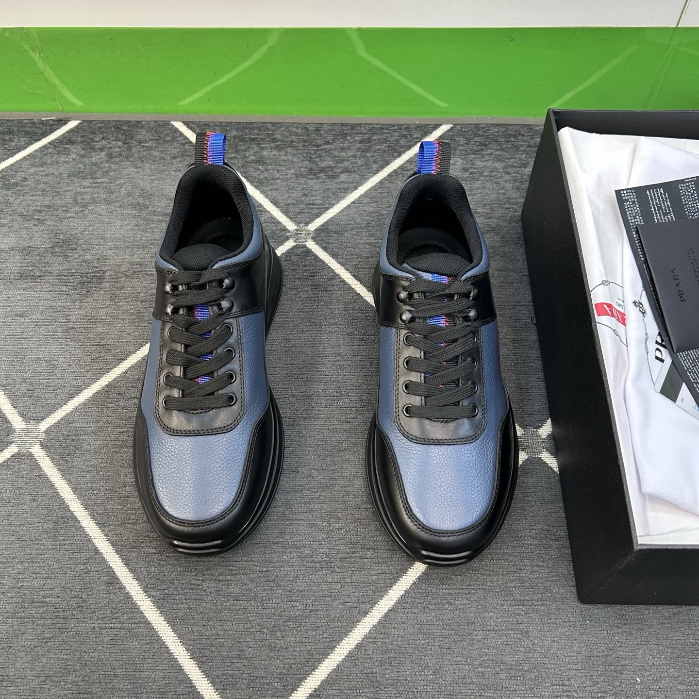 ⚠️【PR＊】⚠️高品级，顶尖工艺⚠️男士休闲款⚠️正码39一44(5－10）⚠️经典滑板鞋款！独特品牌