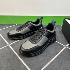 ⚠️【PR*】⚠️高品级,顶尖工艺⚠️男士休闲款⚠️正码39一44(5-10)⚠️经典滑板鞋款!独特品牌 ⚠️【PR*】⚠️高品级,顶尖工艺⚠️男士休闲款⚠️正码39一44(5-10)⚠️经典滑板鞋款!独特品牌