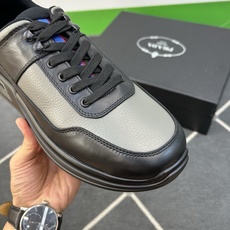 ⚠️【PR*】⚠️高品级,顶尖工艺⚠️男士休闲款⚠️正码39一44(5-10)⚠️经典滑板鞋款!独特品牌 ⚠️【PR*】⚠️高品级,顶尖工艺⚠️男士休闲款⚠️正码39一44(5-10)⚠️经典滑板鞋款!独特品牌