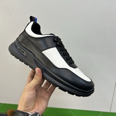 ⚠️【PR*】⚠️高品级,顶尖工艺⚠️男士休闲款⚠️正码39一44(5-10)⚠️经典滑板鞋款!独特品牌 ⚠️【PR*】⚠️高品级,顶尖工艺⚠️男士休闲款⚠️正码39一44(5-10)⚠️经典滑板鞋款!独特品牌