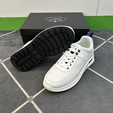 ⚠️【PR*】⚠️高品级,顶尖工艺⚠️男士休闲款⚠️正码39一44(5-10)⚠️经典滑板鞋款!独特品牌 ⚠️【PR*】⚠️高品级,顶尖工艺⚠️男士休闲款⚠️正码39一44(5-10)⚠️经典滑板鞋款!独特品牌