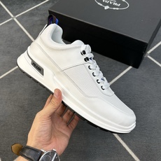 ⚠️【PR*】⚠️高品级,顶尖工艺⚠️男士休闲款⚠️正码39一44(5-10)⚠️经典滑板鞋款!独特品牌 ⚠️【PR*】⚠️高品级,顶尖工艺⚠️男士休闲款⚠️正码39一44(5-10)⚠️经典滑板鞋款!独特品牌