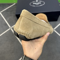 ⚠️【P R A D*】⚠️驾车鞋!(豆豆款)⚠️高品质男士套脚款⚠️正码:39一44(5一10)⚠️经 ⚠️【P R A D*】⚠️驾车鞋!(豆豆款)⚠️高品质男士套脚款⚠️正码:39一44(5一10)⚠️经