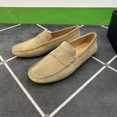 ⚠️【P R A D*】⚠️驾车鞋!(豆豆款)⚠️高品质男士套脚款⚠️正码:39一44(5一10)⚠️经 ⚠️【P R A D*】⚠️驾车鞋!(豆豆款)⚠️高品质男士套脚款⚠️正码:39一44(5一10)⚠️经