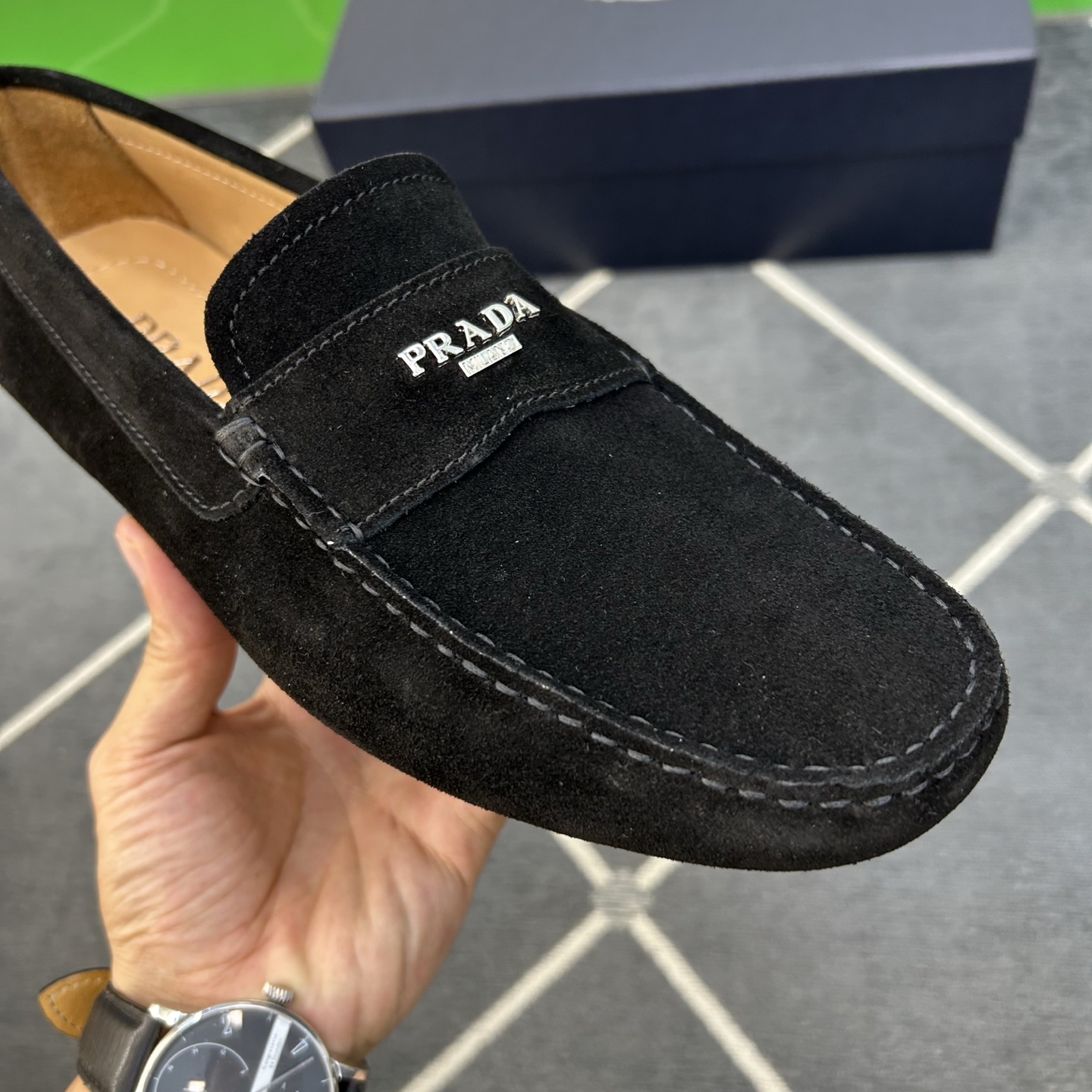 ⚠️【P R A D*】⚠️驾车鞋！(豆豆款）⚠️高品质男士套脚款⚠️正码：39一44(5一10）⚠️经