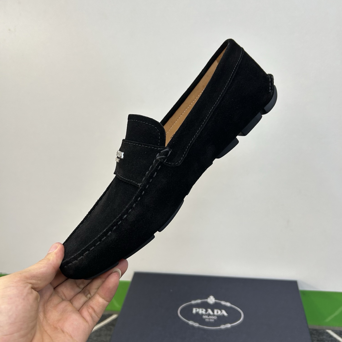 ⚠️【P R A D*】⚠️驾车鞋！(豆豆款）⚠️高品质男士套脚款⚠️正码：39一44(5一10）⚠️经