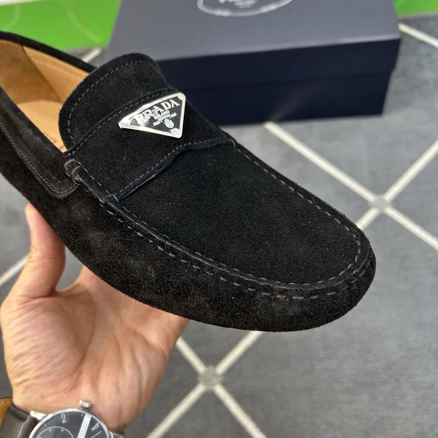 ⚠️【P R A D*】⚠️驾车鞋！(豆豆款）⚠️高品质男士套脚款⚠️正码：39一44(5一10）⚠️经