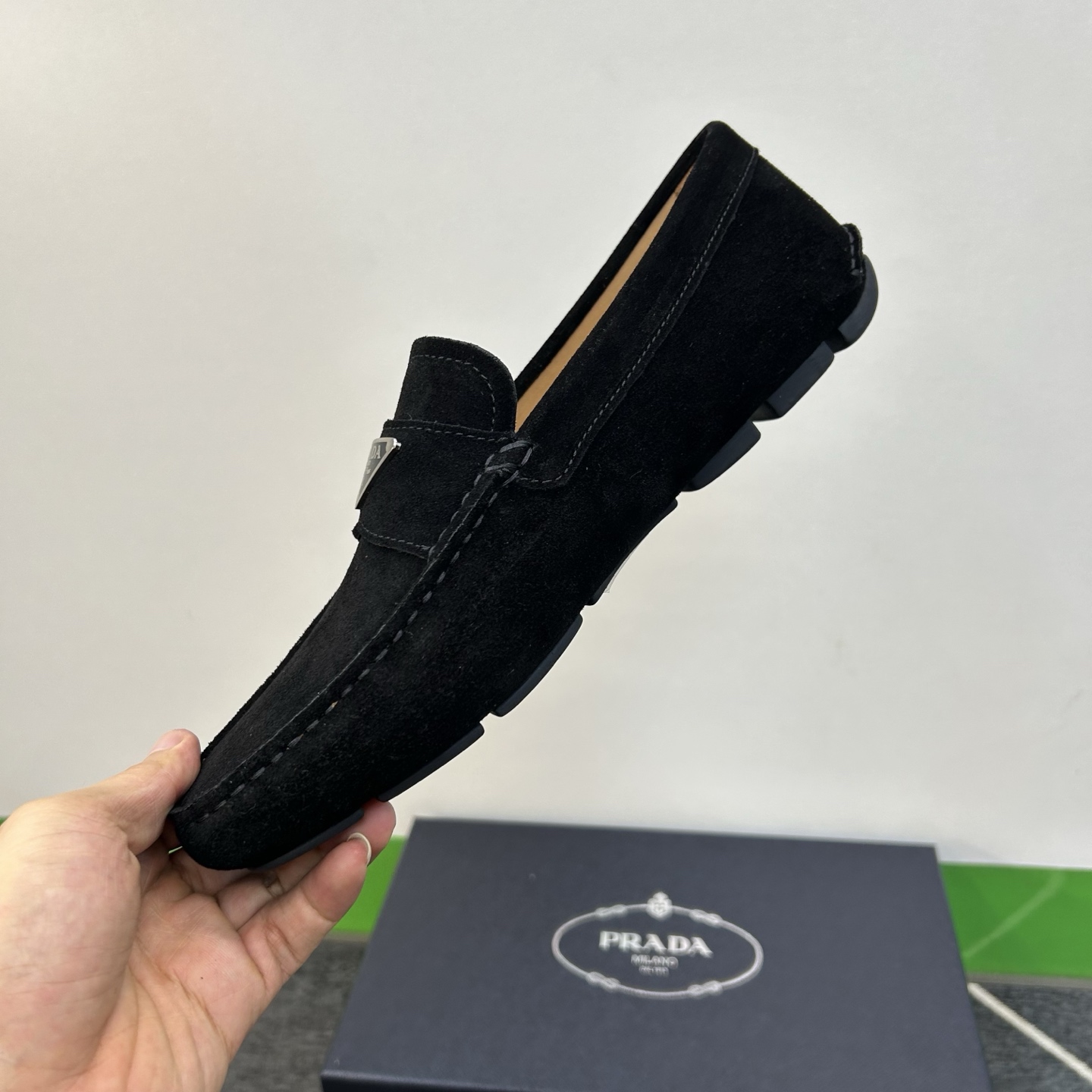 ⚠️【P R A D*】⚠️驾车鞋！(豆豆款）⚠️高品质男士套脚款⚠️正码：39一44(5一10）⚠️经
