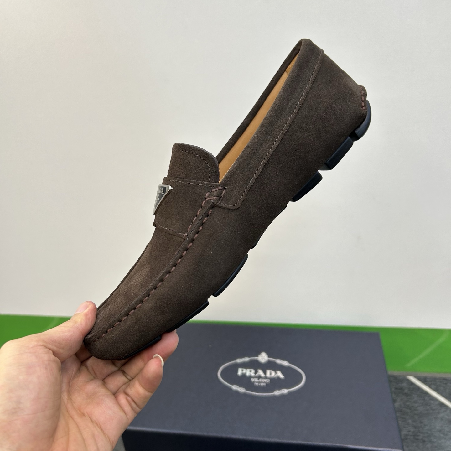 ⚠️【P R A D*】⚠️驾车鞋！(豆豆款）⚠️高品质男士套脚款⚠️正码：39一44(5一10）⚠️经