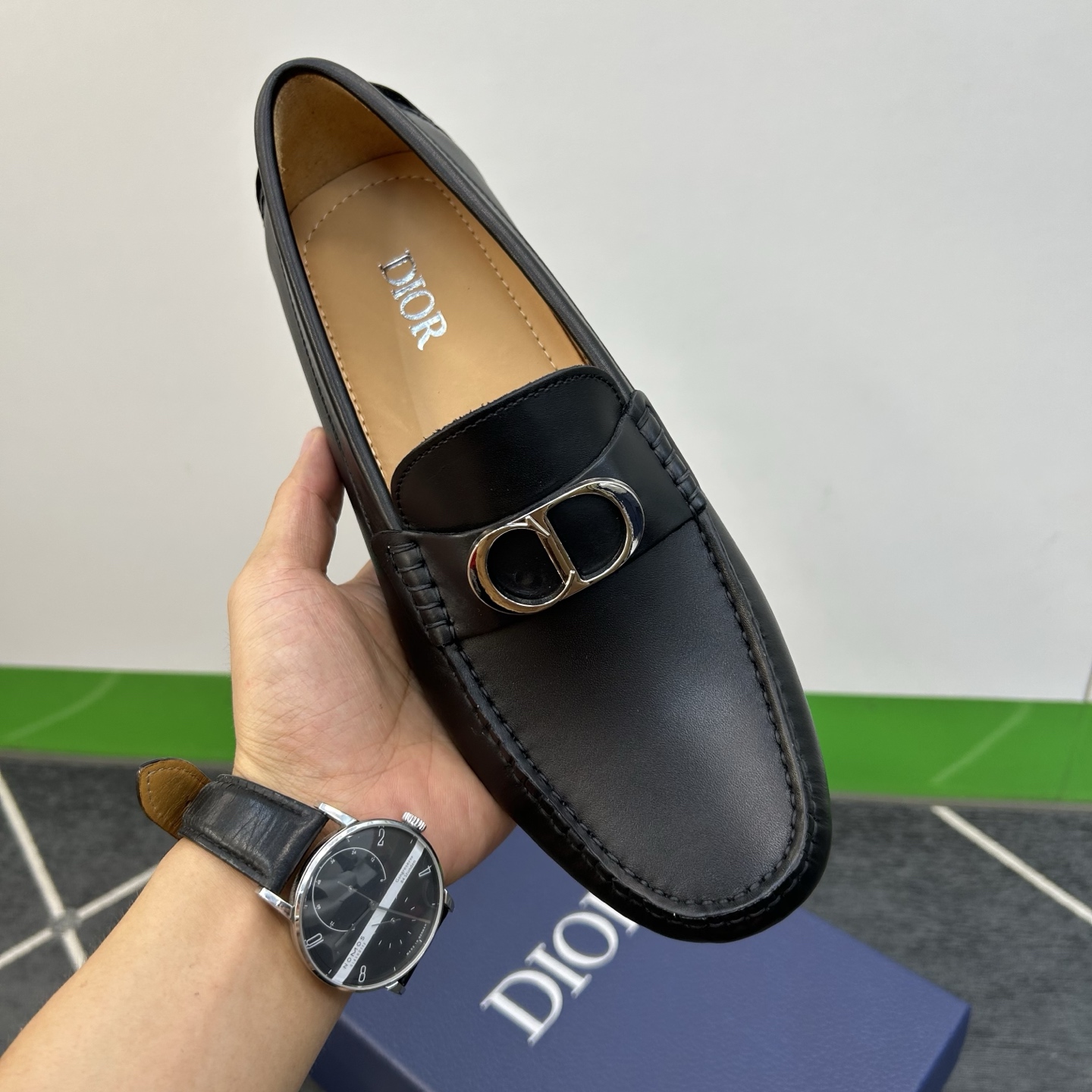 ⚠️【Dio*】⚠️驾车鞋！(豆豆款）⚠️高品质男士套脚款⚠️正码：39一44⚠️原版粒面感荔纹小牛皮！