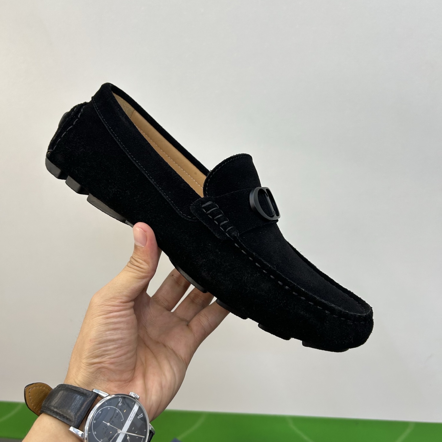 ⚠️【Dio*】⚠️驾车鞋！(豆豆款）⚠️高品质男士套脚款⚠️正码：39一44⚠️原版粒面感荔纹小牛皮！