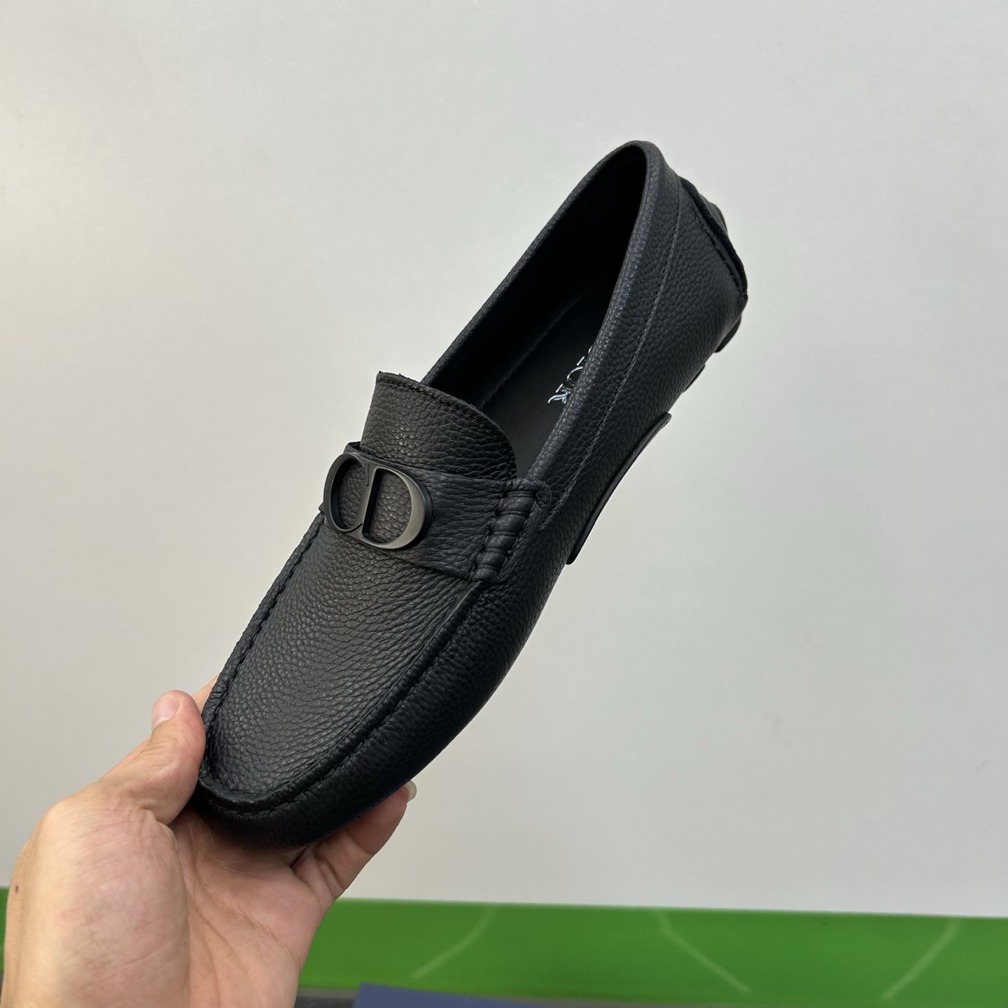 ⚠️【Dio*】⚠️驾车鞋！(豆豆款）⚠️高品质男士套脚款⚠️正码：39一44⚠️原版粒面感荔纹小牛皮！