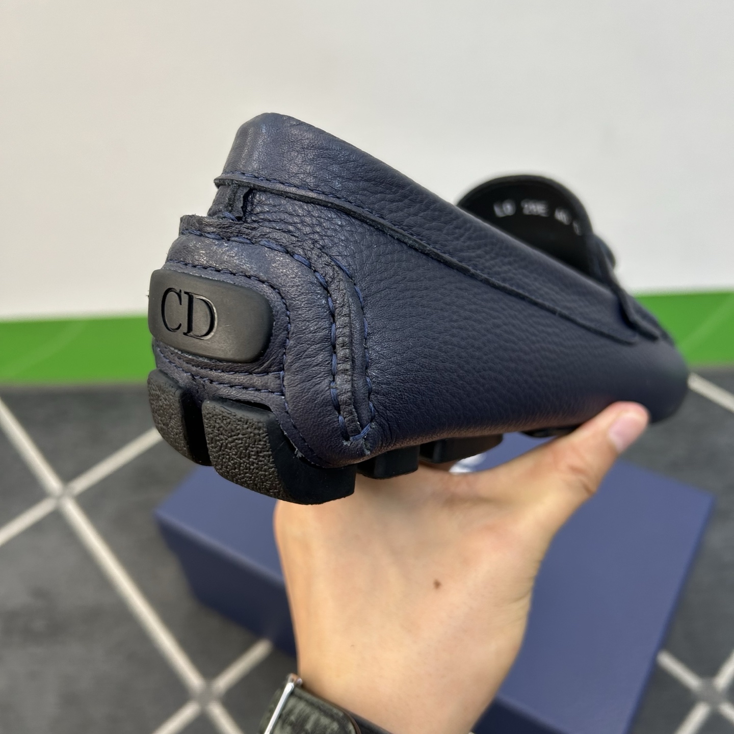 ⚠️【Dio*】⚠️驾车鞋！(豆豆款）⚠️高品质男士套脚款⚠️正码：39一44⚠️原版粒面感荔纹小牛皮！
