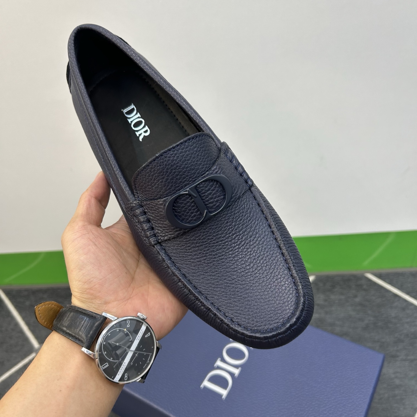 ⚠️【Dio*】⚠️驾车鞋！(豆豆款）⚠️高品质男士套脚款⚠️正码：39一44⚠️原版粒面感荔纹小牛皮！