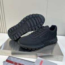 ⚠️【PR*】⚠️高品级,顶尖工艺⚠️男士休闲款⚠️正码39一44(5-10)⚠️独家原丝光布/小牛皮! ⚠️【PR*】⚠️高品级,顶尖工艺⚠️男士休闲款⚠️正码39一44(5-10)⚠️独家原丝光布/小牛皮!