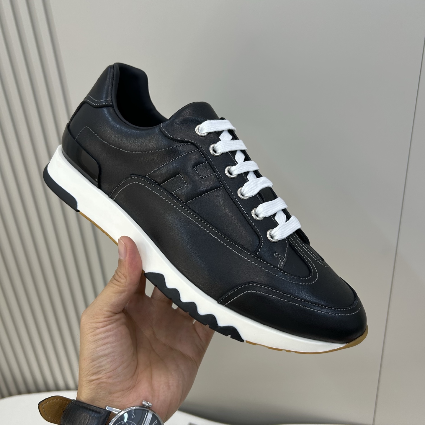 ⚠️【HMS*】⚠️高品质,顶尖工艺品⚠️男士时尚经典运动款⚠️正码:39-44(5一10)⚠️H的经典 ⚠️【HMS*】⚠️高品质,顶尖工艺品⚠️男士时尚经典运动款⚠️正码:39-44(5一10)⚠️H的经典