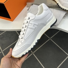 ⚠️【HMS*】⚠️高品质,顶尖工艺品⚠️男士时尚经典运动款⚠️正码:39-44(5一10)⚠️H的经典 ⚠️【HMS*】⚠️高品质,顶尖工艺品⚠️男士时尚经典运动款⚠️正码:39-44(5一10)⚠️H的经典