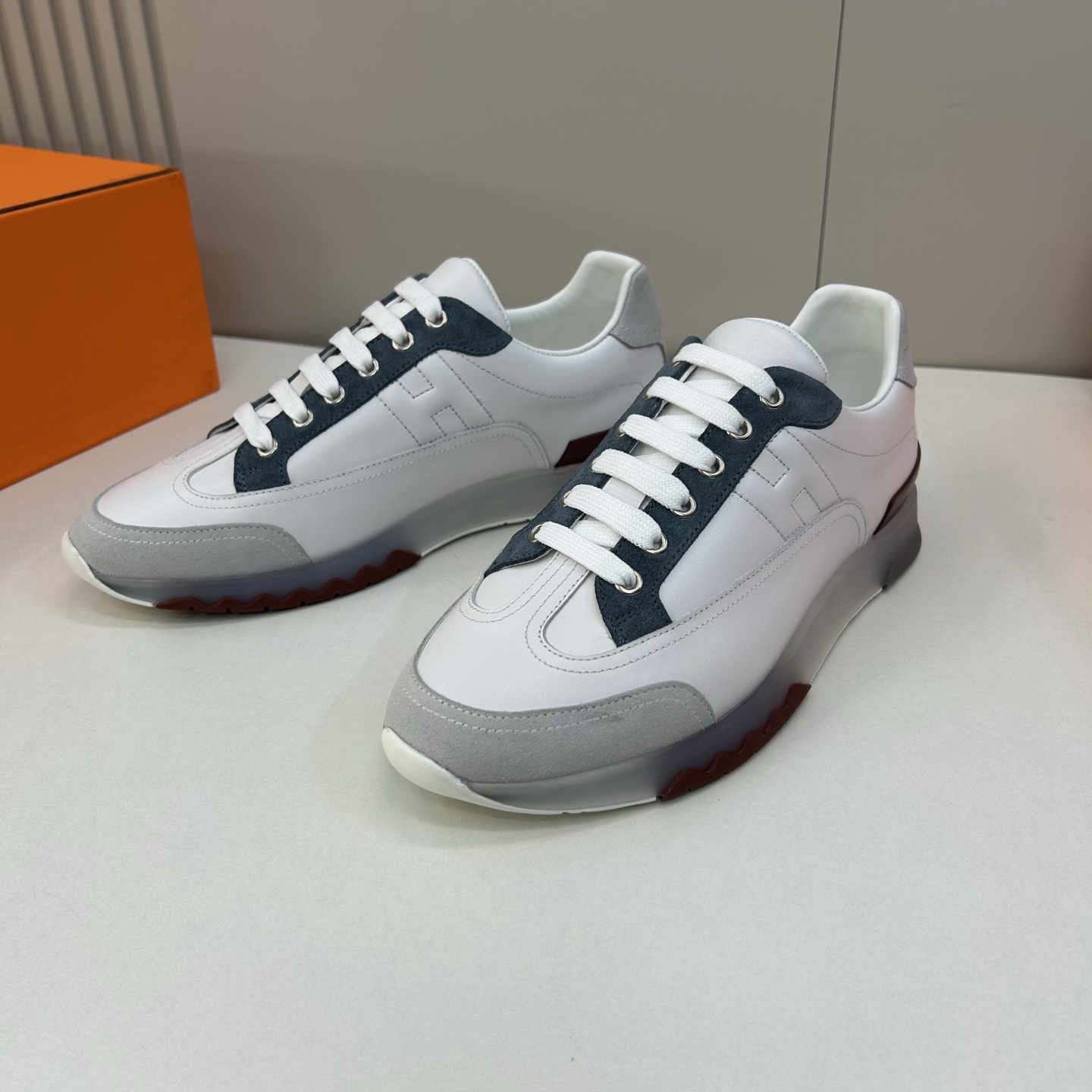 ⚠️【HMS*】⚠️高品质,顶尖工艺品⚠️男士时尚经典运动款⚠️正码:39-44(5一10)⚠️H的经典 ⚠️【HMS*】⚠️高品质,顶尖工艺品⚠️男士时尚经典运动款⚠️正码:39-44(5一10)⚠️H的经典
