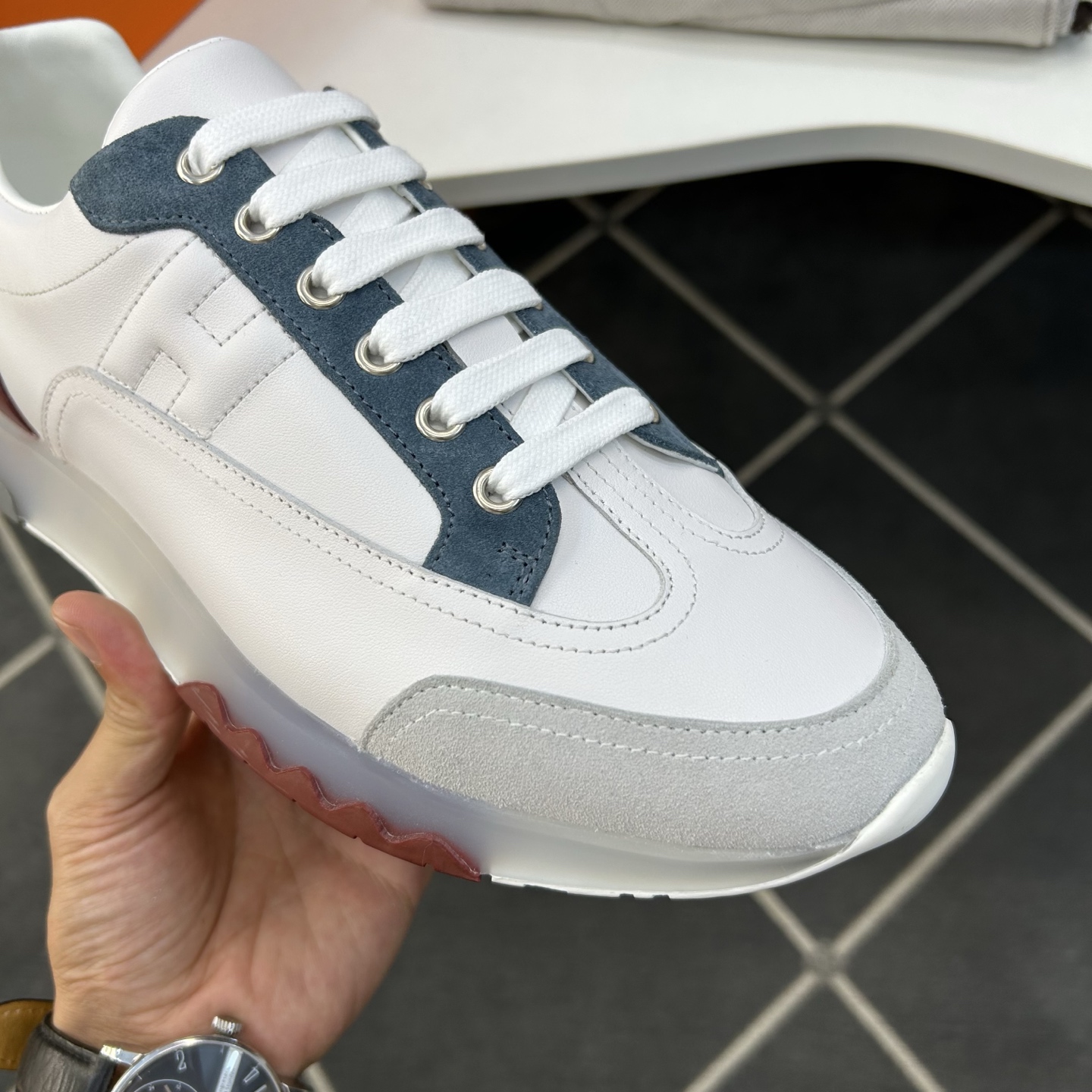 ⚠️【HMS*】⚠️高品质,顶尖工艺品⚠️男士时尚经典运动款⚠️正码:39-44(5一10)⚠️H的经典 ⚠️【HMS*】⚠️高品质,顶尖工艺品⚠️男士时尚经典运动款⚠️正码:39-44(5一10)⚠️H的经典