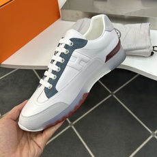 ⚠️【HMS*】⚠️高品质,顶尖工艺品⚠️男士时尚经典运动款⚠️正码:39-44(5一10)⚠️H的经典 ⚠️【HMS*】⚠️高品质,顶尖工艺品⚠️男士时尚经典运动款⚠️正码:39-44(5一10)⚠️H的经典