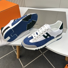 ⚠️【HMS*】⚠️高品质,顶尖工艺品⚠️男士时尚经典运动款⚠️正码:39-44(5一10)⚠️H的经典 ⚠️【HMS*】⚠️高品质,顶尖工艺品⚠️男士时尚经典运动款⚠️正码:39-44(5一10)⚠️H的经典