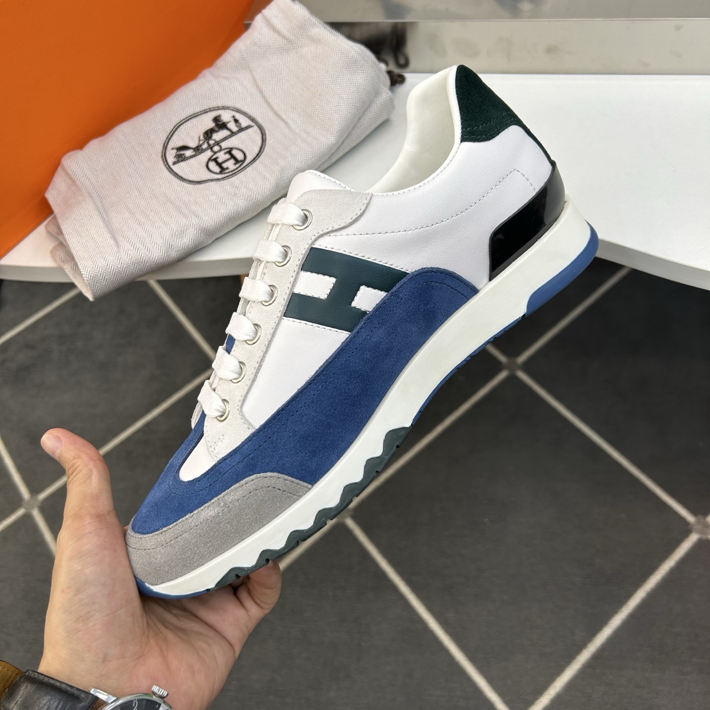 ⚠️【HMS*】⚠️高品质,顶尖工艺品⚠️男士时尚经典运动款⚠️正码:39-44(5一10)⚠️H的经典 ⚠️【HMS*】⚠️高品质,顶尖工艺品⚠️男士时尚经典运动款⚠️正码:39-44(5一10)⚠️H的经典