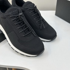 ⚠️【PRA*】⚠️高品级,顶尖工艺⚠️男士运动款正码:39一44(5-10)⚠️官网更新!原单高品。独 ⚠️【PRA*】⚠️高品级,顶尖工艺⚠️男士运动款正码:39一44(5-10)⚠️官网更新!原单高品。独