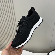 ⚠️【PRA*】⚠️高品级,顶尖工艺⚠️男士运动款正码:39一44(5-10)⚠️官网更新!原单高品。独 ⚠️【PRA*】⚠️高品级,顶尖工艺⚠️男士运动款正码:39一44(5-10)⚠️官网更新!原单高品。独