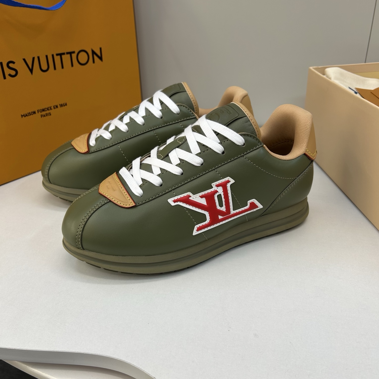 Кроссовки Louis Vuitton